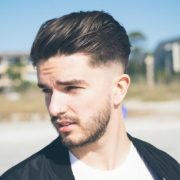 ¿Qué causa la alopecia androgenética?